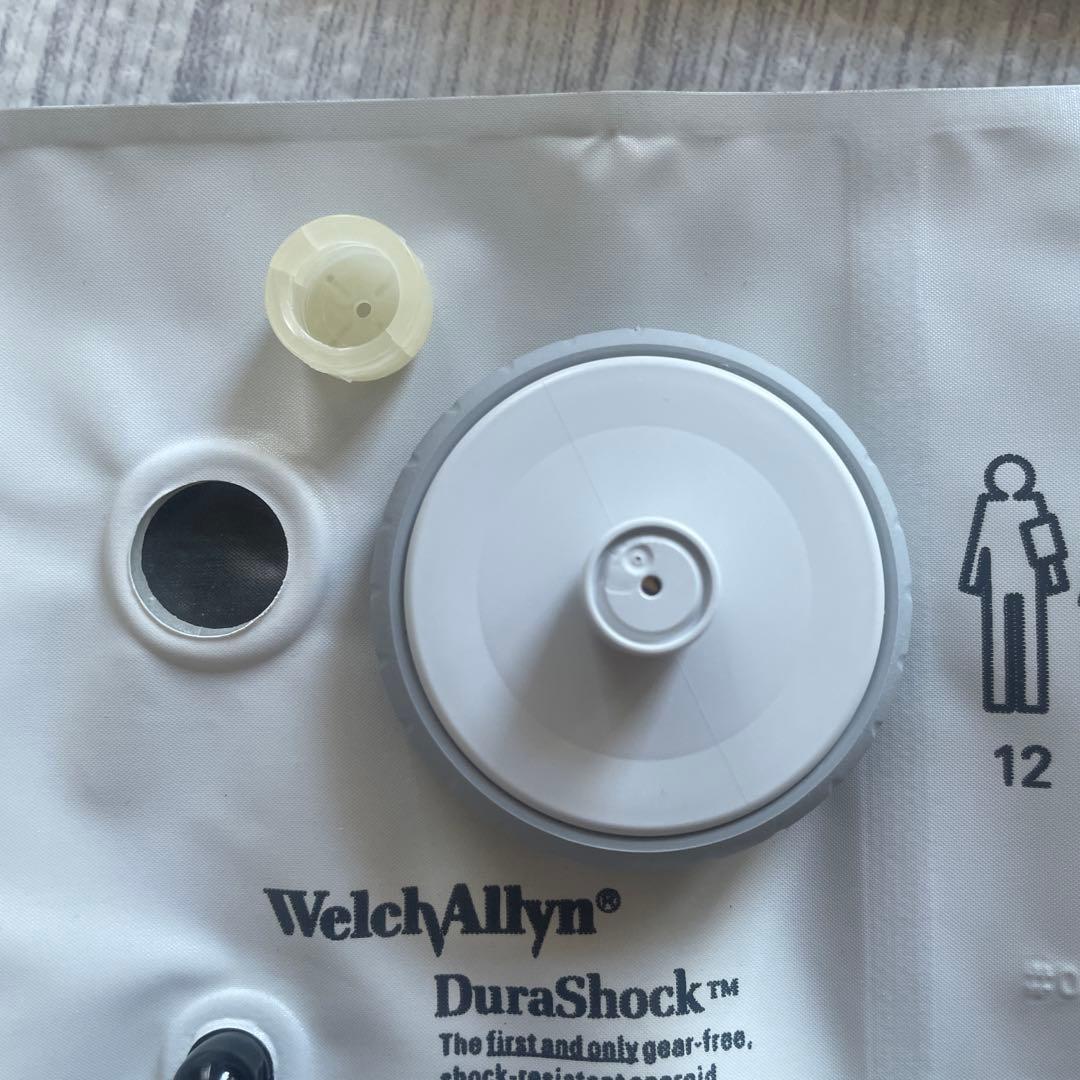 Welch Allyn ADULT 11 アネロイド血圧計　収納袋付き