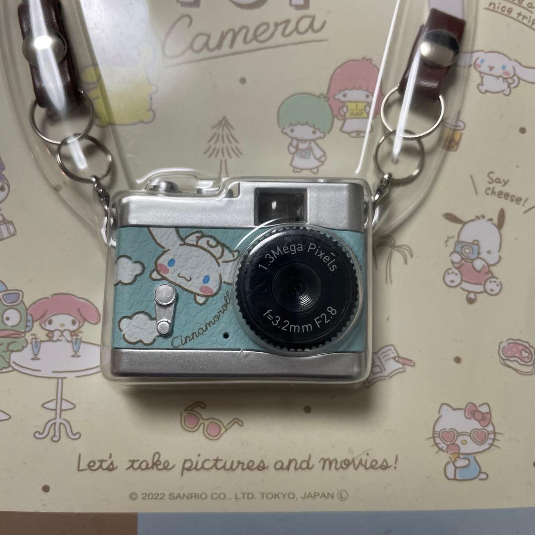 サンリオ トイカメラ 131万画素 青・赤2個セット