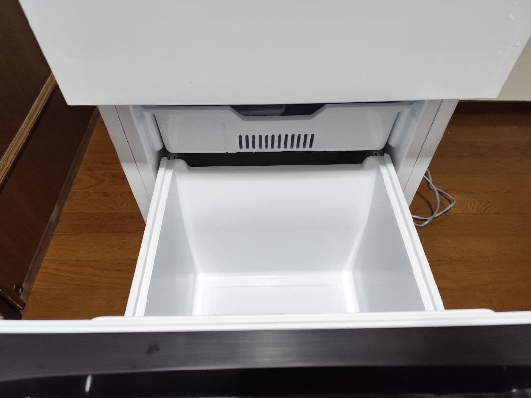 くりくり　 冷凍冷蔵庫（130L）近隣配送無料＋保証＋設置込