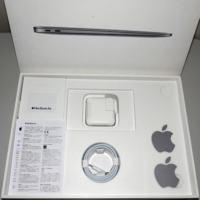 【美品】MacBook Air 2020 i3/8GB/256GB_SPG
