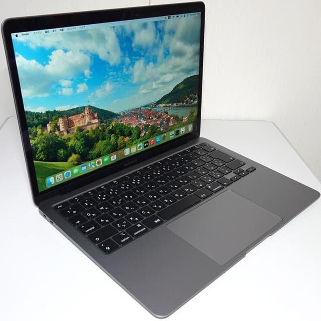 【美品】MacBook Air 2020 i3/8GB/256GB_SPG