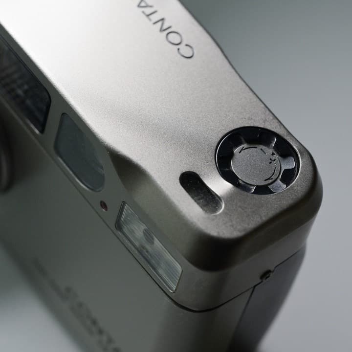 CONTAX T2 Carl ZeissT＊ゾナー38mmF2.8