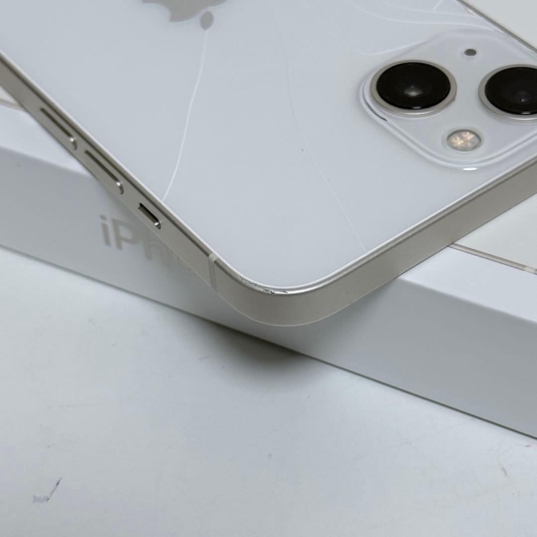 Apple iPhone 13 128GB SIMフリー 背面ひび割れ
