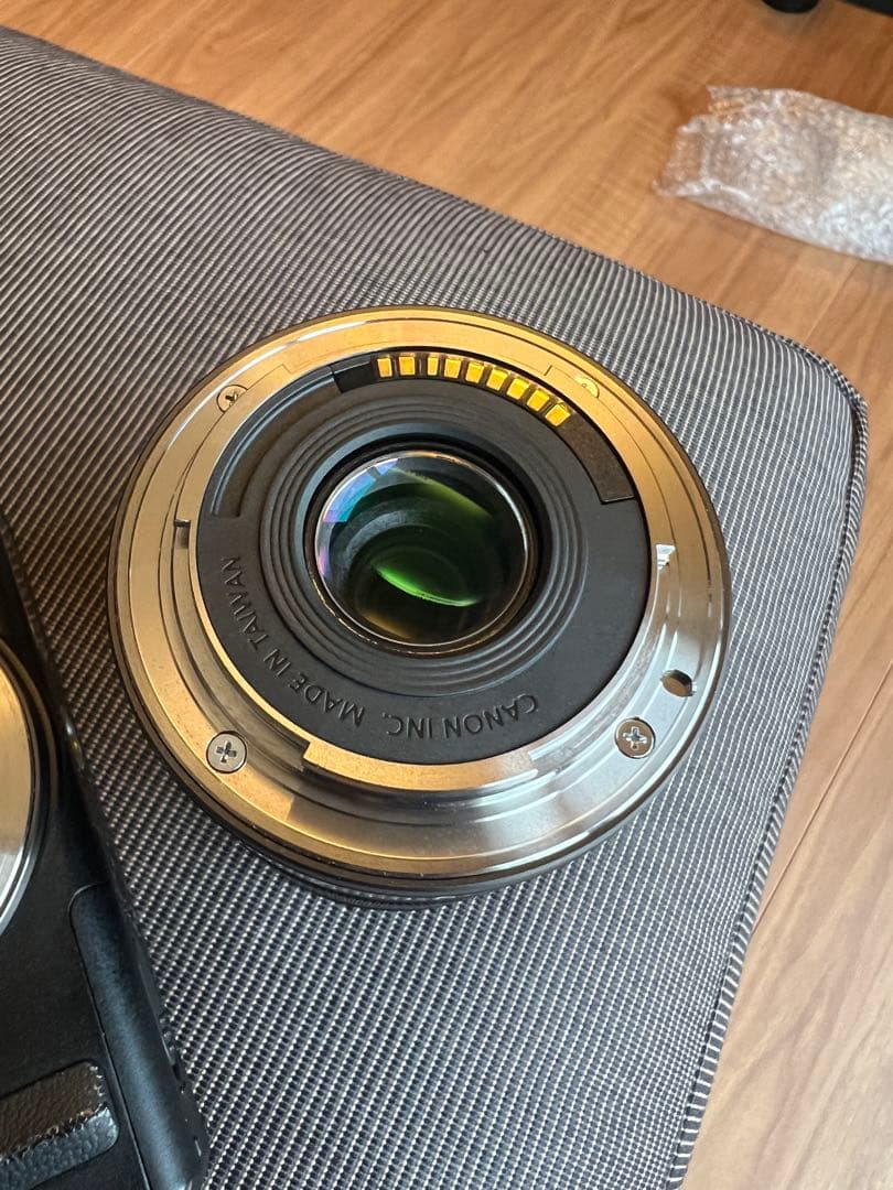 Canon EOS M2 ミラーレスカメラ 本体とレンズ