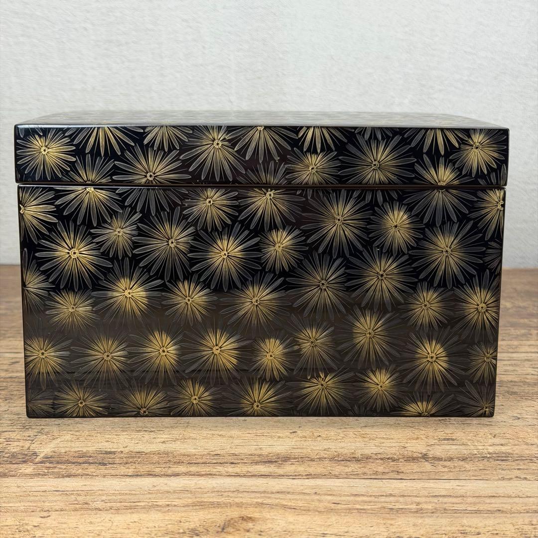 a855 送料込 輪島塗 沈金 菊模様 利休茶箱 在銘 共箱 茶道具 蒔絵