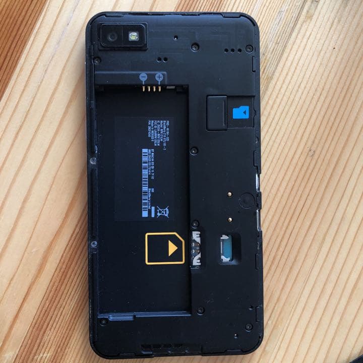 スマートフォン本体 BlackBerry z10
