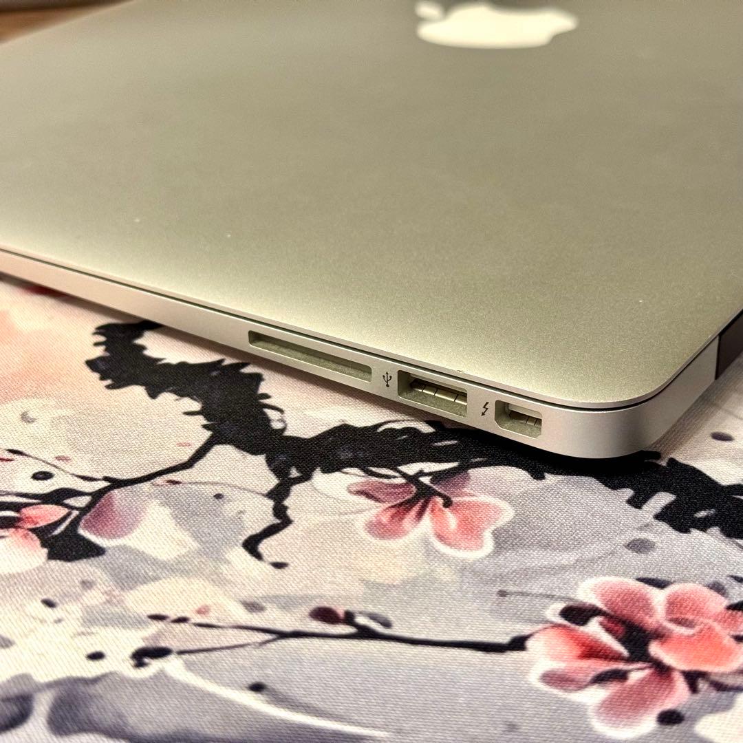 MacBook本体 MacBookAir13 Early2014