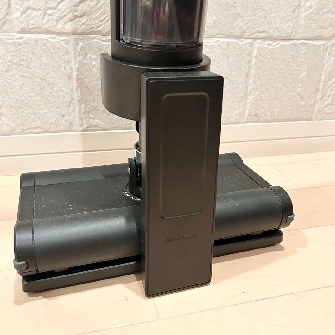 美品 BALMUDA C-E100-BK 2020年製スティッククリーナー