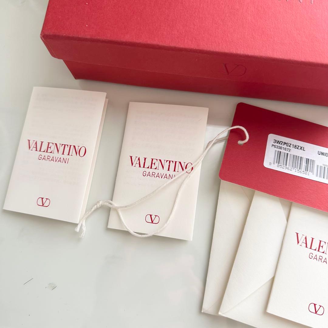 お買い得品　VALENTINO ブラックレザー iPhoneケース チェーン