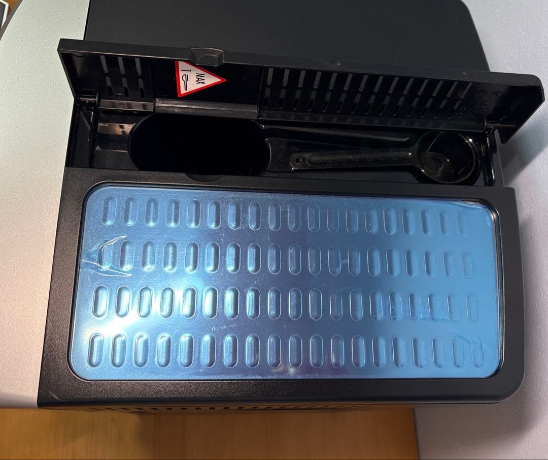 デロンギ ◇ マグニフィカ ◇ ESAM03110S 全自動エスプレッソマシン