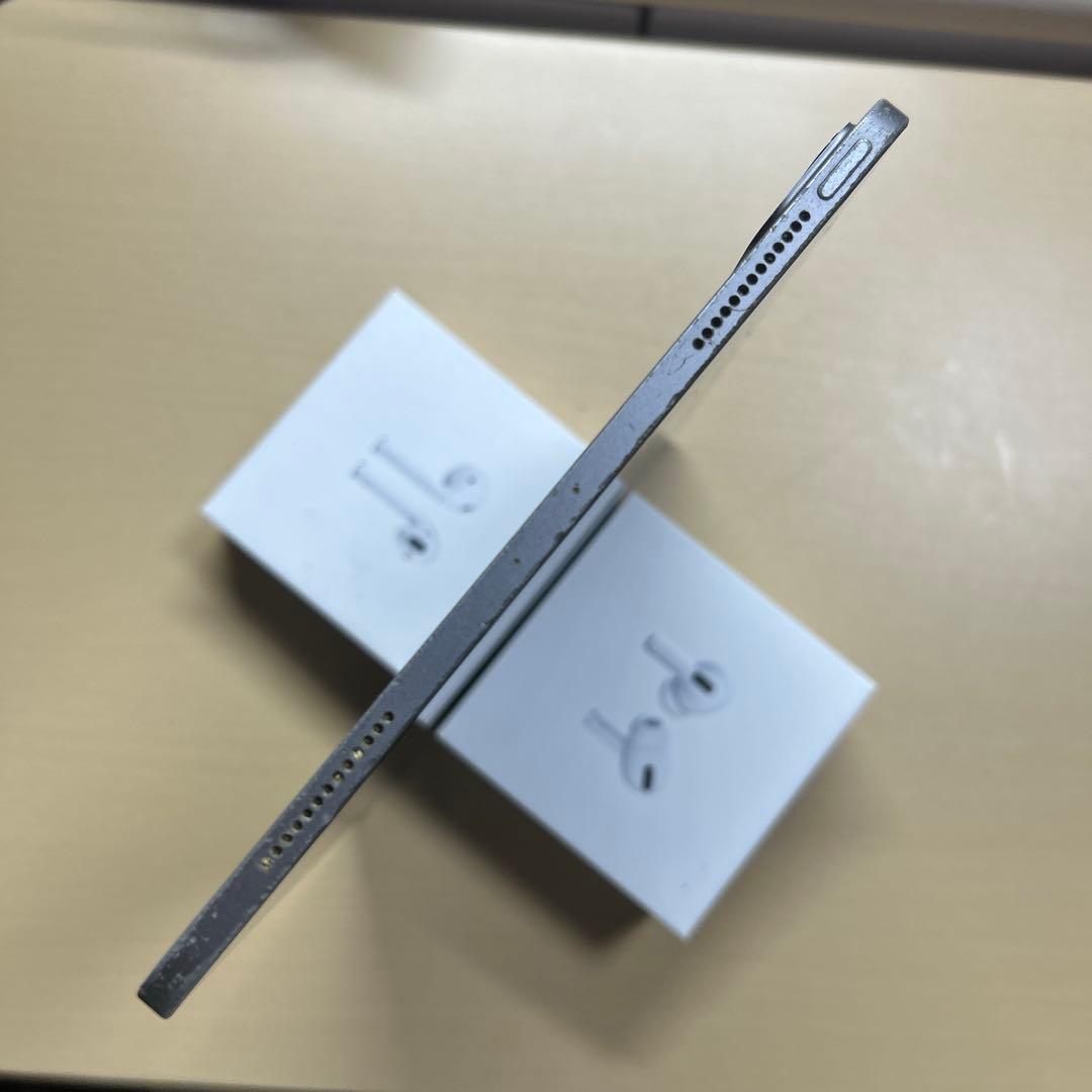 iPad Pro 11インチ　第2世代　128GB Wi-Fi 画面割れあり