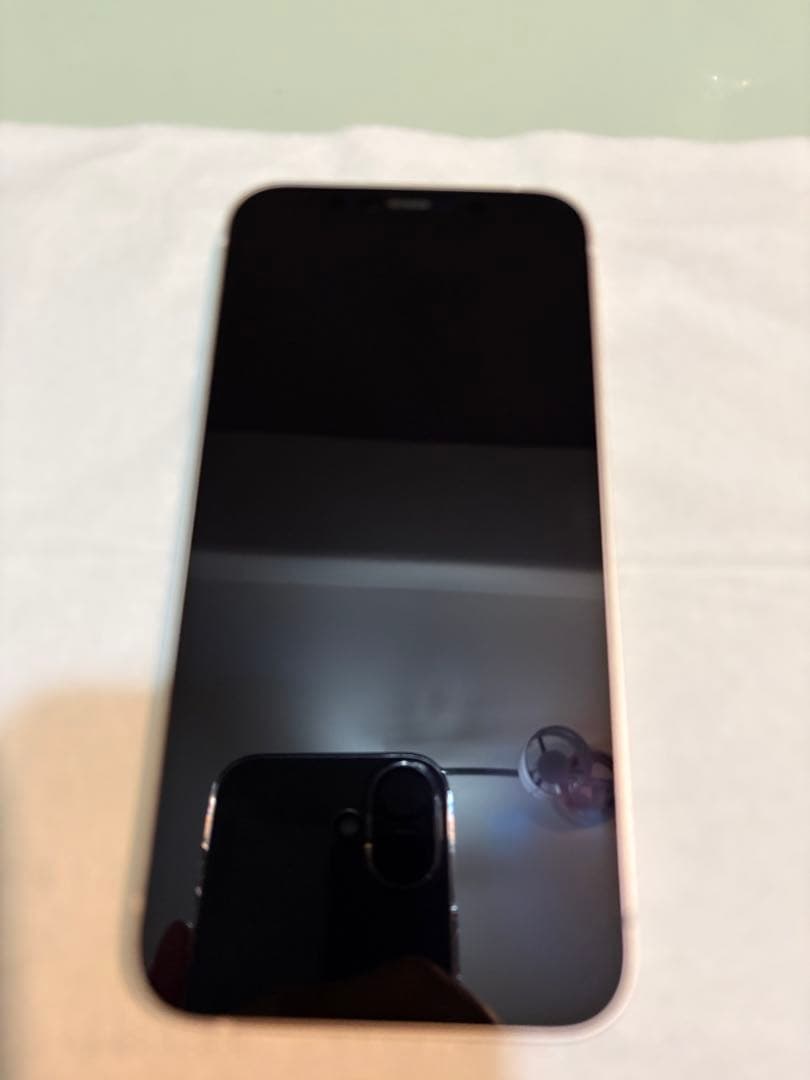 iPhone 12 ホワイト　64GB
