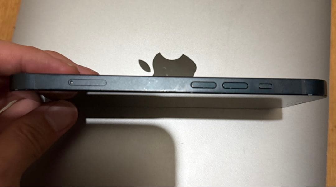 apple iPhone13 128GB ミッドナイト simフリー 中古