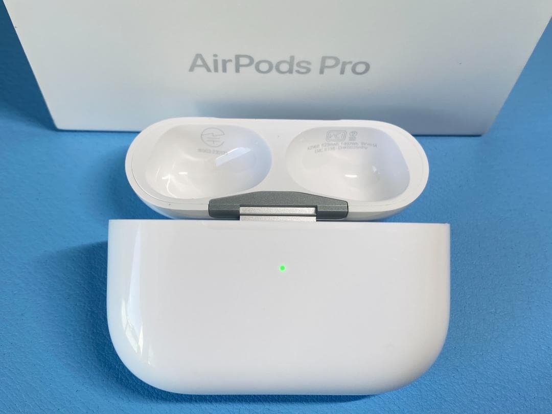 AirPods Pro 第2世代 充電ケースのみ A2968 NPHV