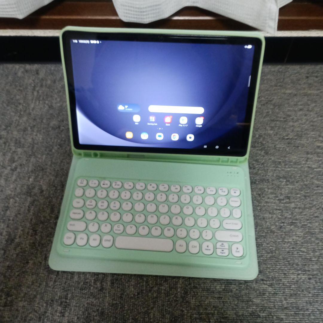 Galaxy Tab A9+ガラスフィルム付本体とBluetoothキーボード