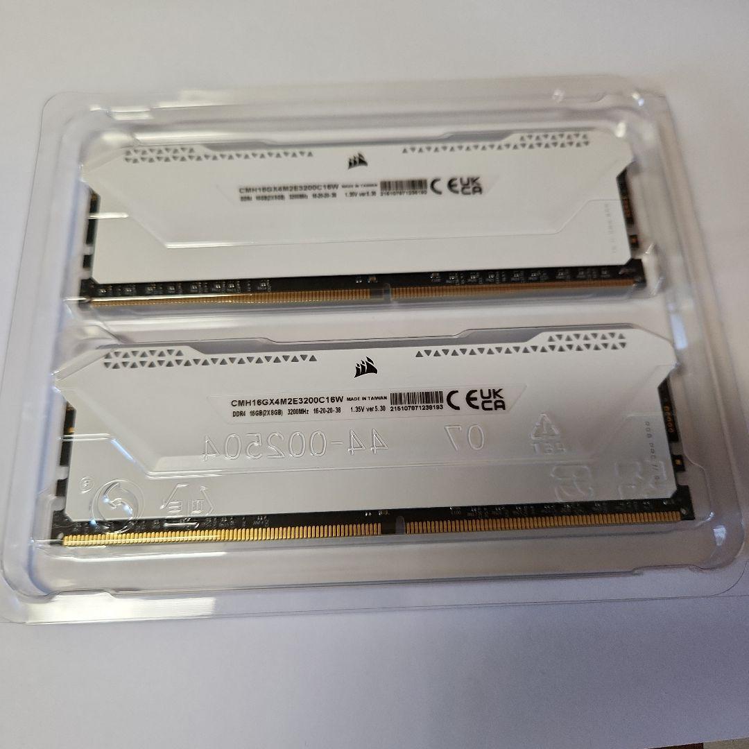 メモリー CORSAIR VENGEANCE RGB PRO SL 16GB