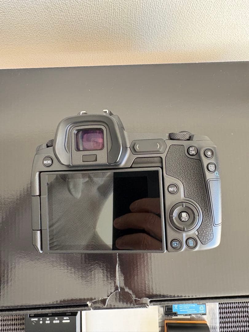Canon EOS R カメラ 本体