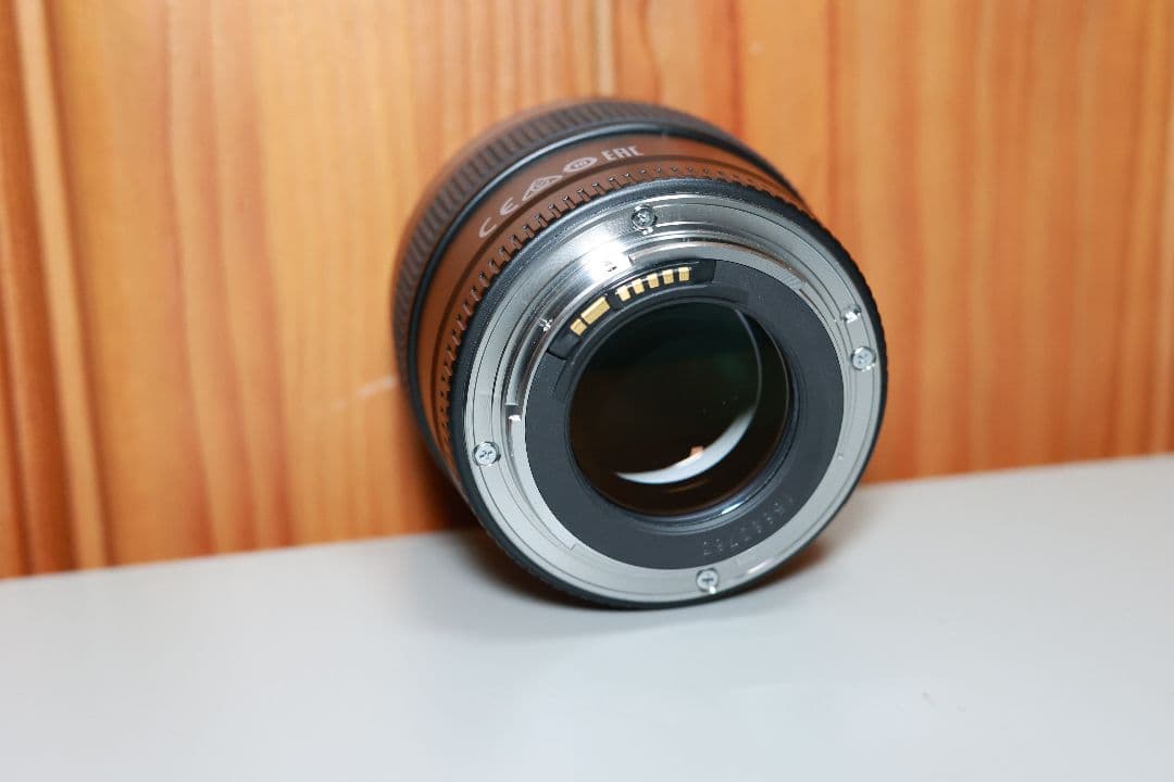 キヤノン Canon 単焦点レンズ EF85mm F1.8 USM 中古品