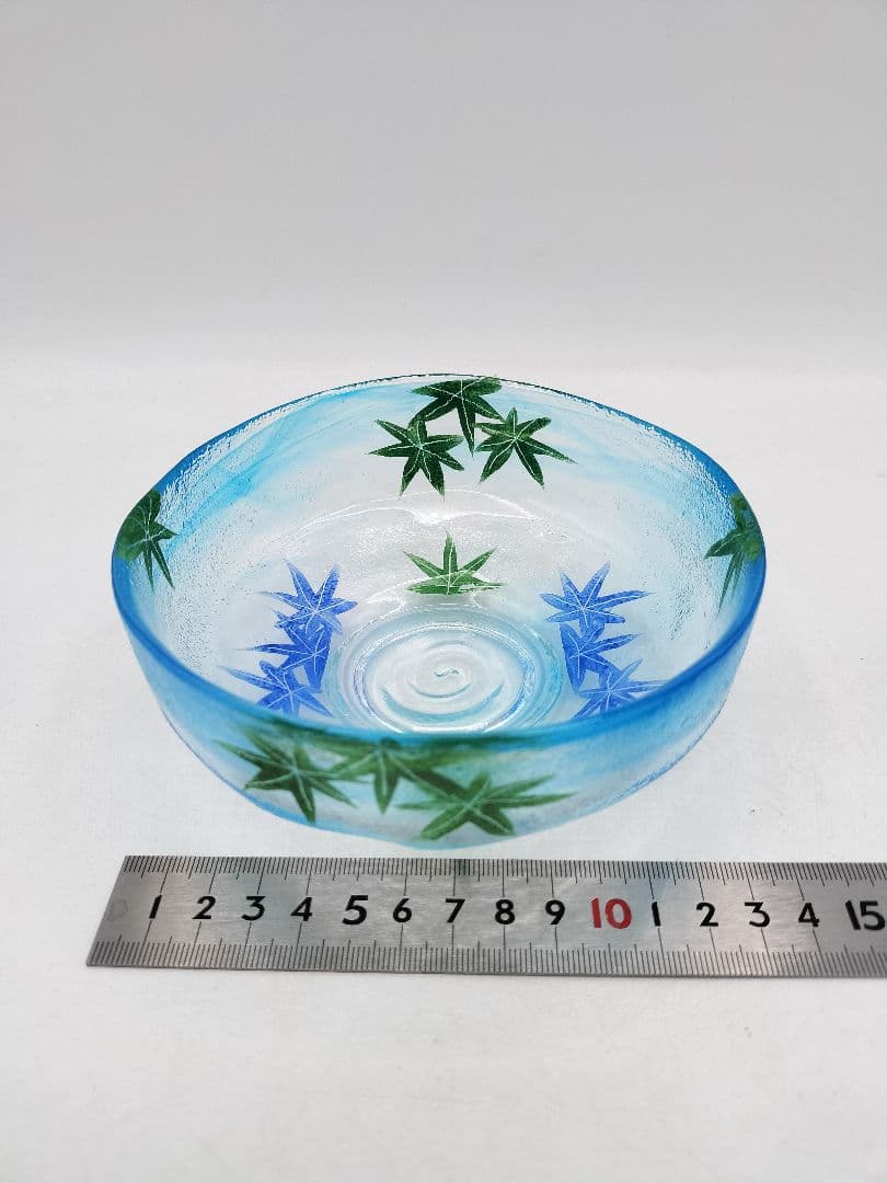 d094【新品・未使用】茶碗 ガラス 馬盥 ブルー 青楓 八木海峰 紙箱 茶道具