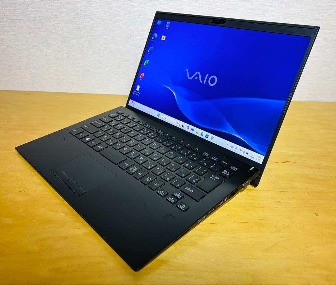 VAIO VJPK13C11N/高性能i7/メモリ16GB/SSD 512GB