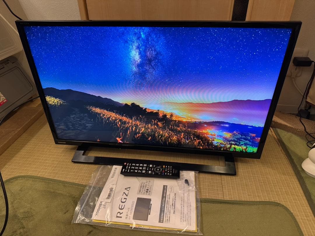東芝 TOSHIBA　レグザ　テレビ 32型　32S22　2019年製　極美品！