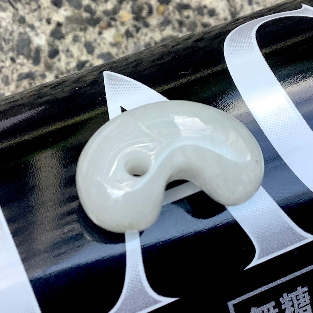 ⭕️神様からの授かり‼️ アイスジェード‼️縁起良い糸魚川翡翠ジェダイト　ソー…