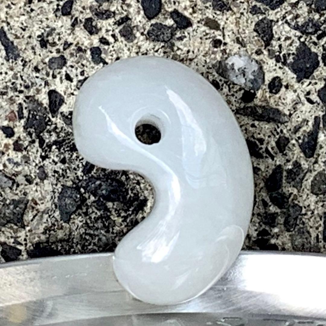 ⭕️神様からの授かり‼️ アイスジェード‼️縁起良い糸魚川翡翠ジェダイト　ソー…