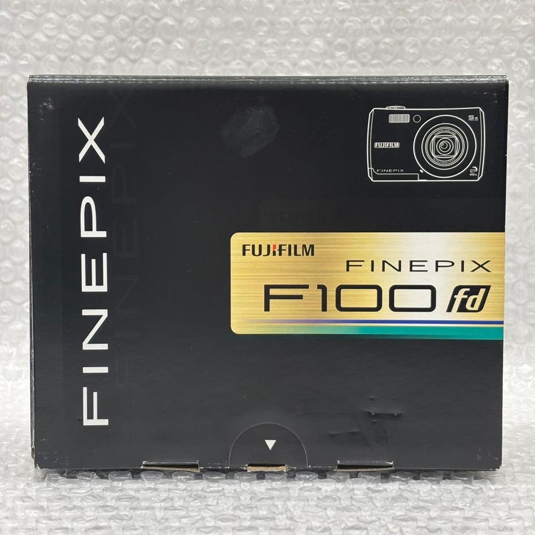 FUJIFILM FinePix F100fd﻿ コンパクトデジタルカメラ