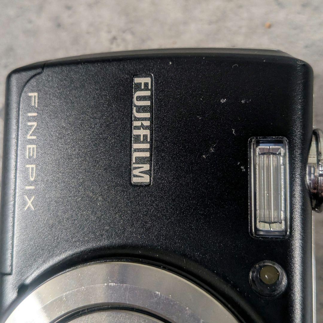 FUJIFILM FINEPIX F100fd デジタルカメラ