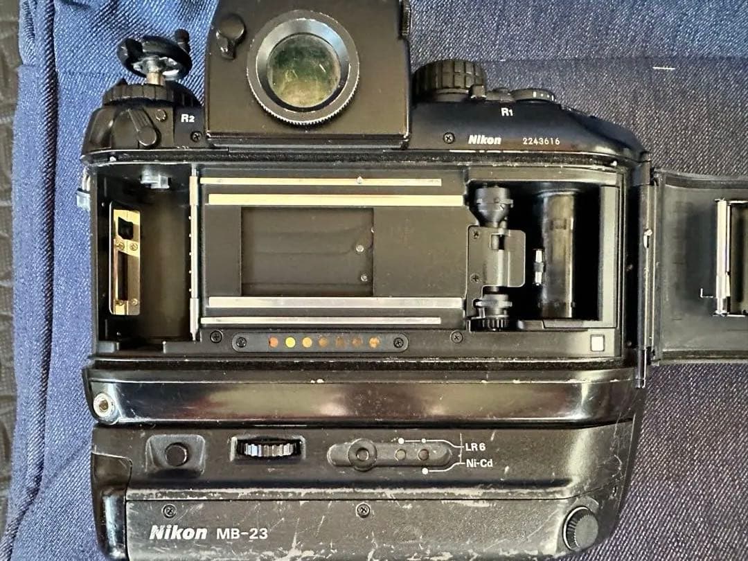 Nikon F4 一眼レフカメラ　ジャンク
