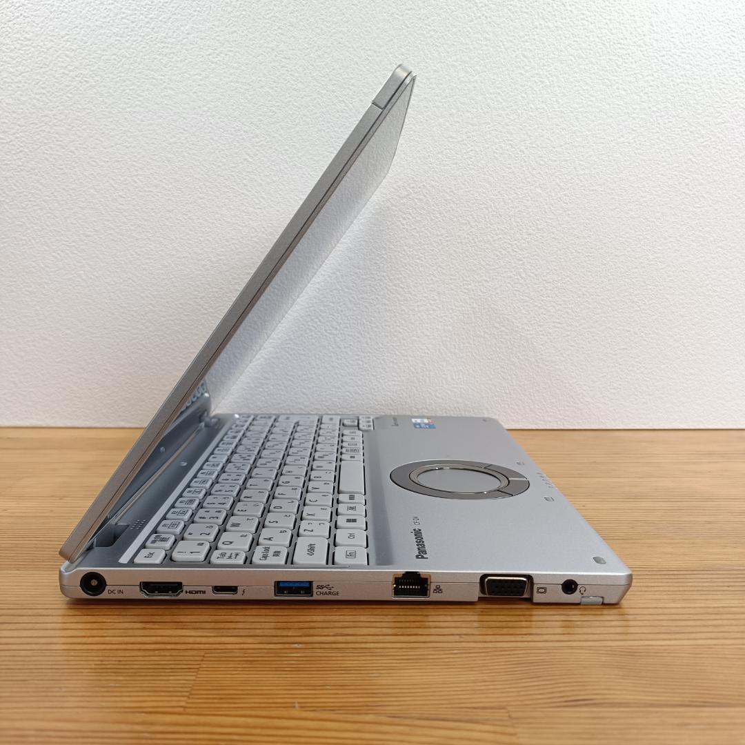 レッツノート QV1 11世代 i5 SSD256GB メモリ16GB 12型