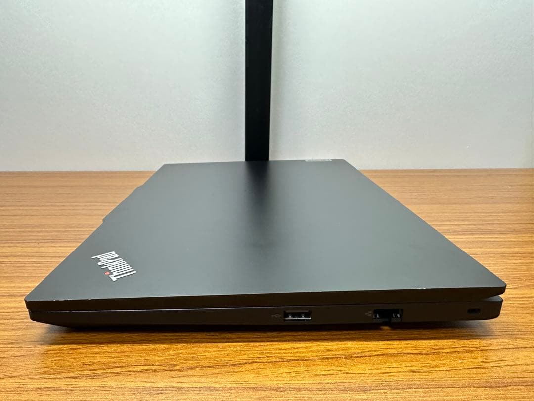 Windowsノート本体 ThinkPad E14 Gen 5 i5-1335 16Gb 256 NVMe