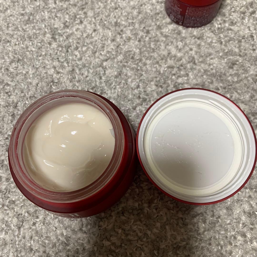 SK-II フェイシャルトリートメント &SKINPOWER クリーム など