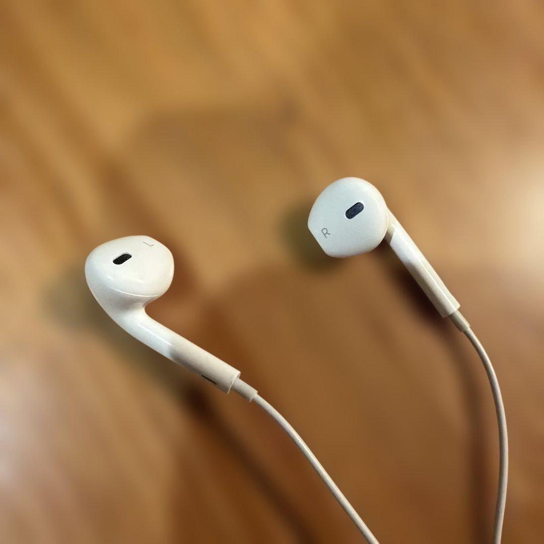 【美品】Apple iPhone12 |64GB |ブラック＋純正イヤホン付き