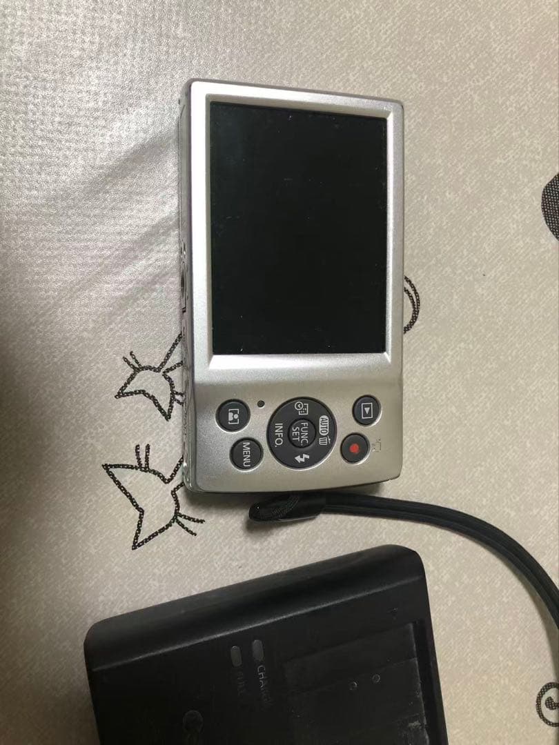 Canon IXY 200 シルバー 本体
