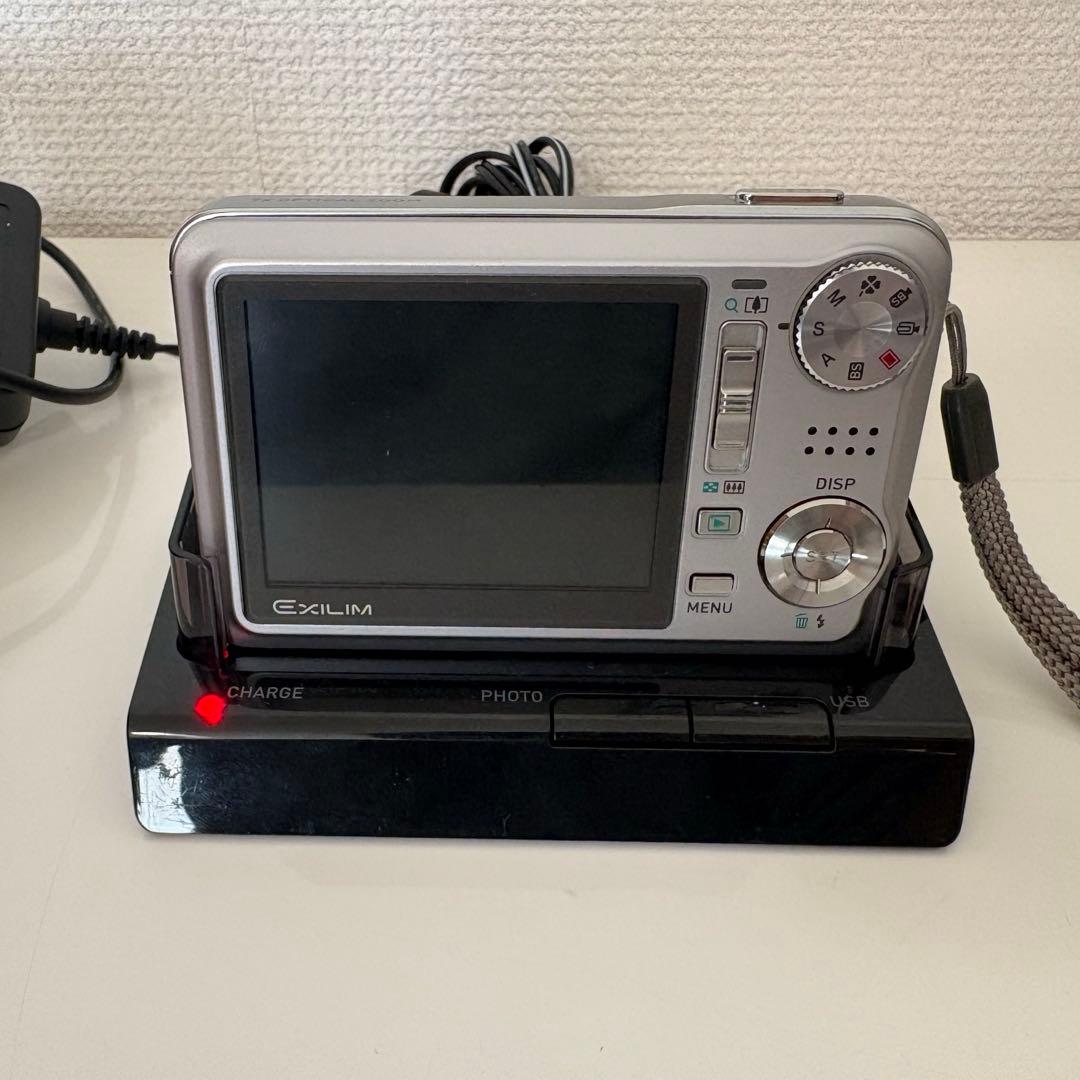 【動作確認済・良品】EXILIM EX-V7 コンパクトデジタルカメラ