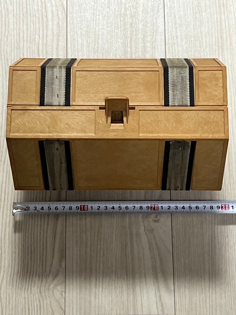 ゴールドプラスチックストレージボックス vintage .