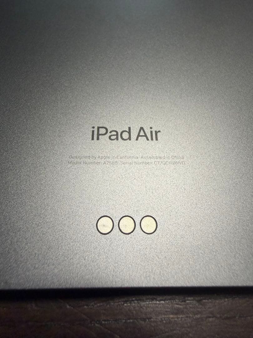 Apple iPad Air 5 本体　スペースグレイ　Wi-Fiモデル