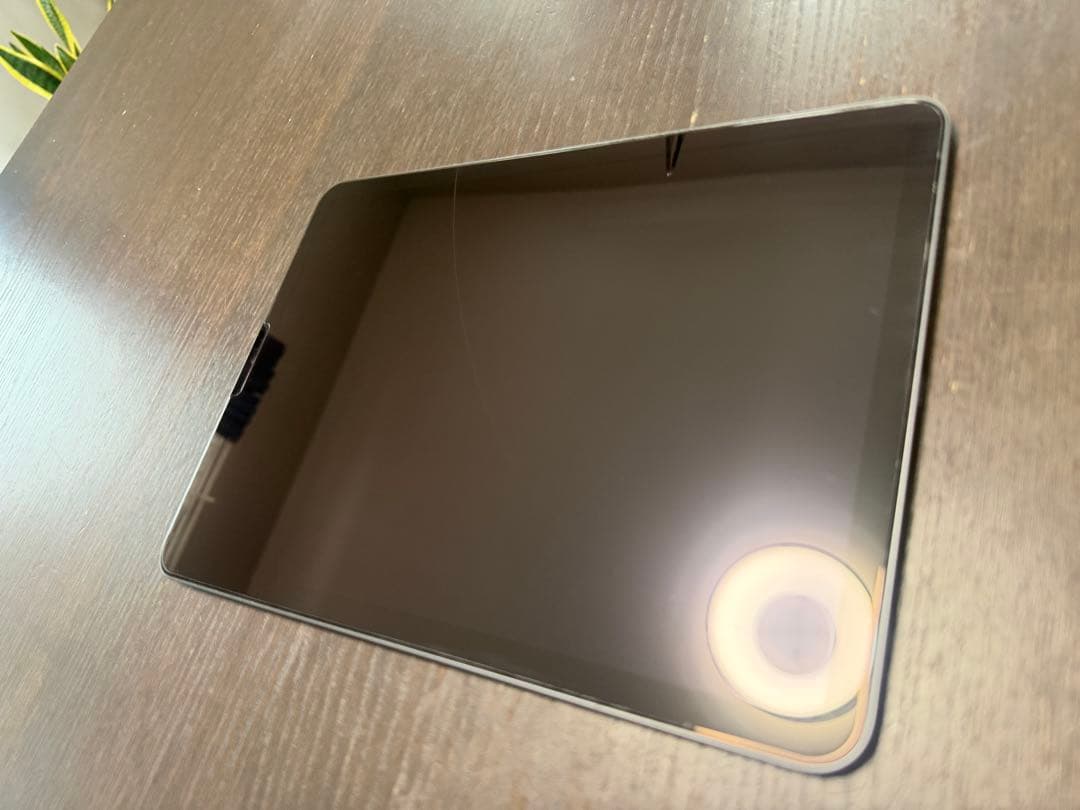 Apple iPad Air 5 本体　スペースグレイ　Wi-Fiモデル
