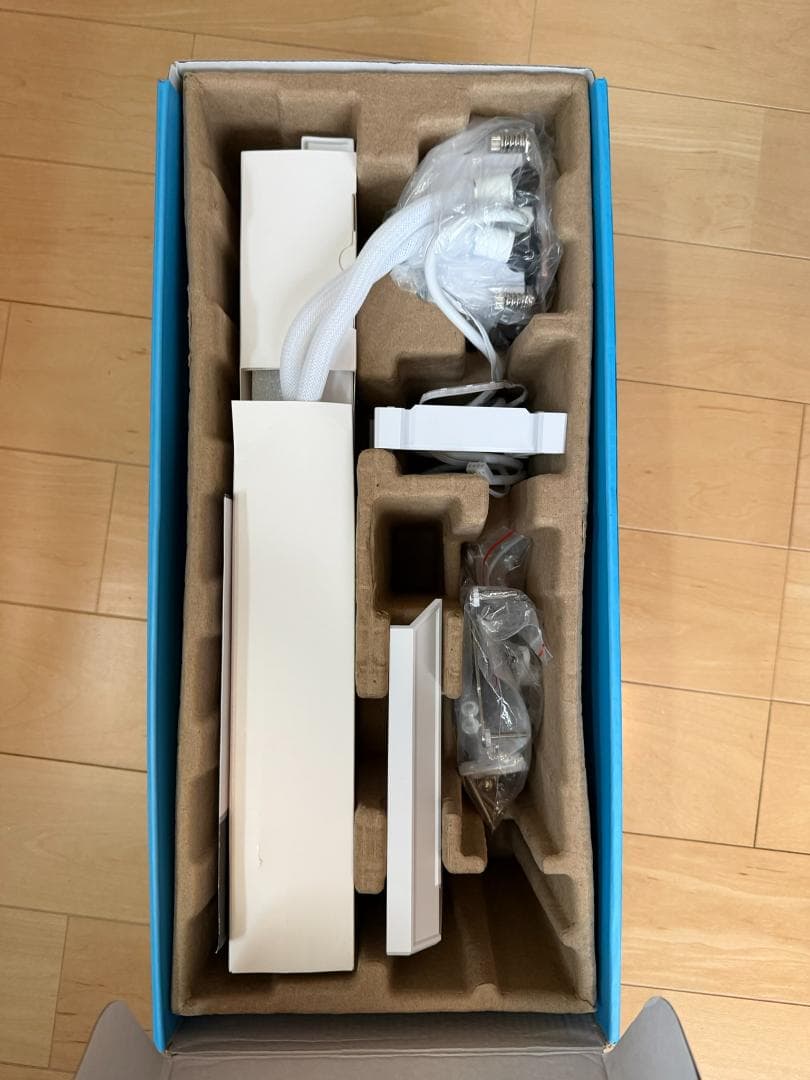 Lianli HydroShift LCD 360 ホワイト液体冷却