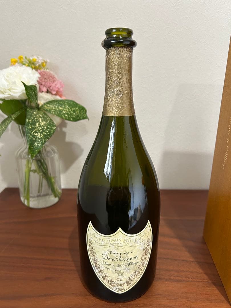 ドン・ペリニヨン シャンパン 750ml 木箱入り　空ボトル