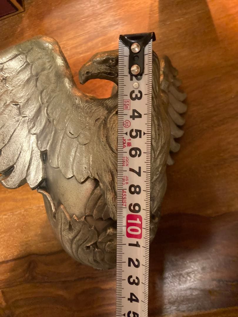 鷲の彫刻 シルバーカラー置物