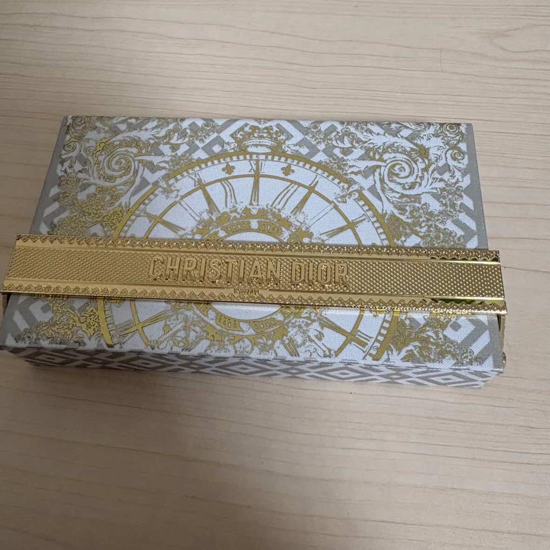 Dior クリスマスコフレ 2024