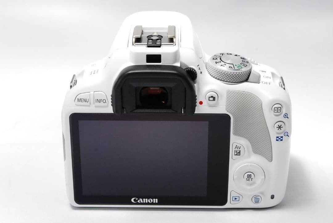 ♥イベントやお花見に♥Canon Kiss X7♥ホワイト 新品級 人気色 希少