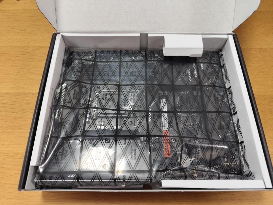マザーボード MSI B760 TOMAHAWK WIFI DDR5 ATX LGA1700