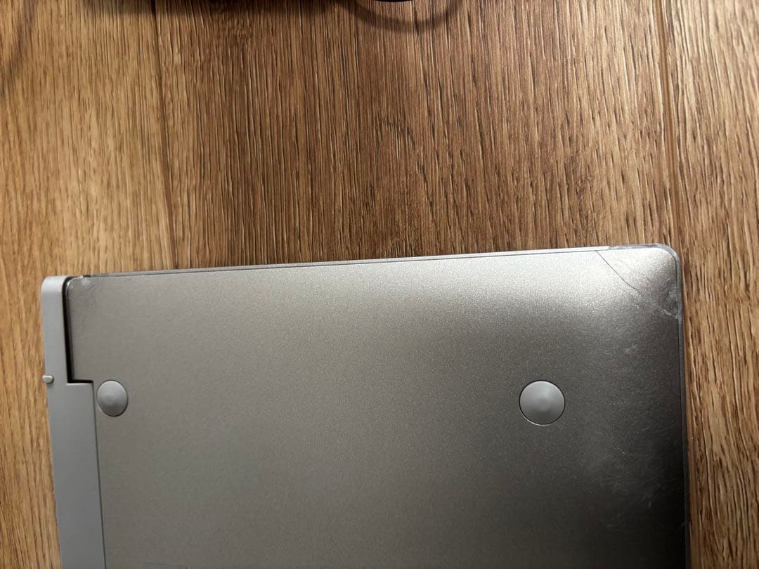 Dynabook K50 キーボード割れあり　メモリ8GB ジャンク扱い