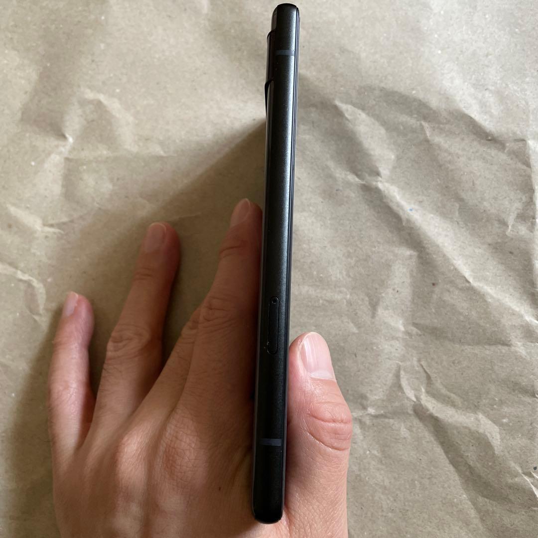 Google Pixel 6a 本体 オブシディアン＋Spigen製ケース