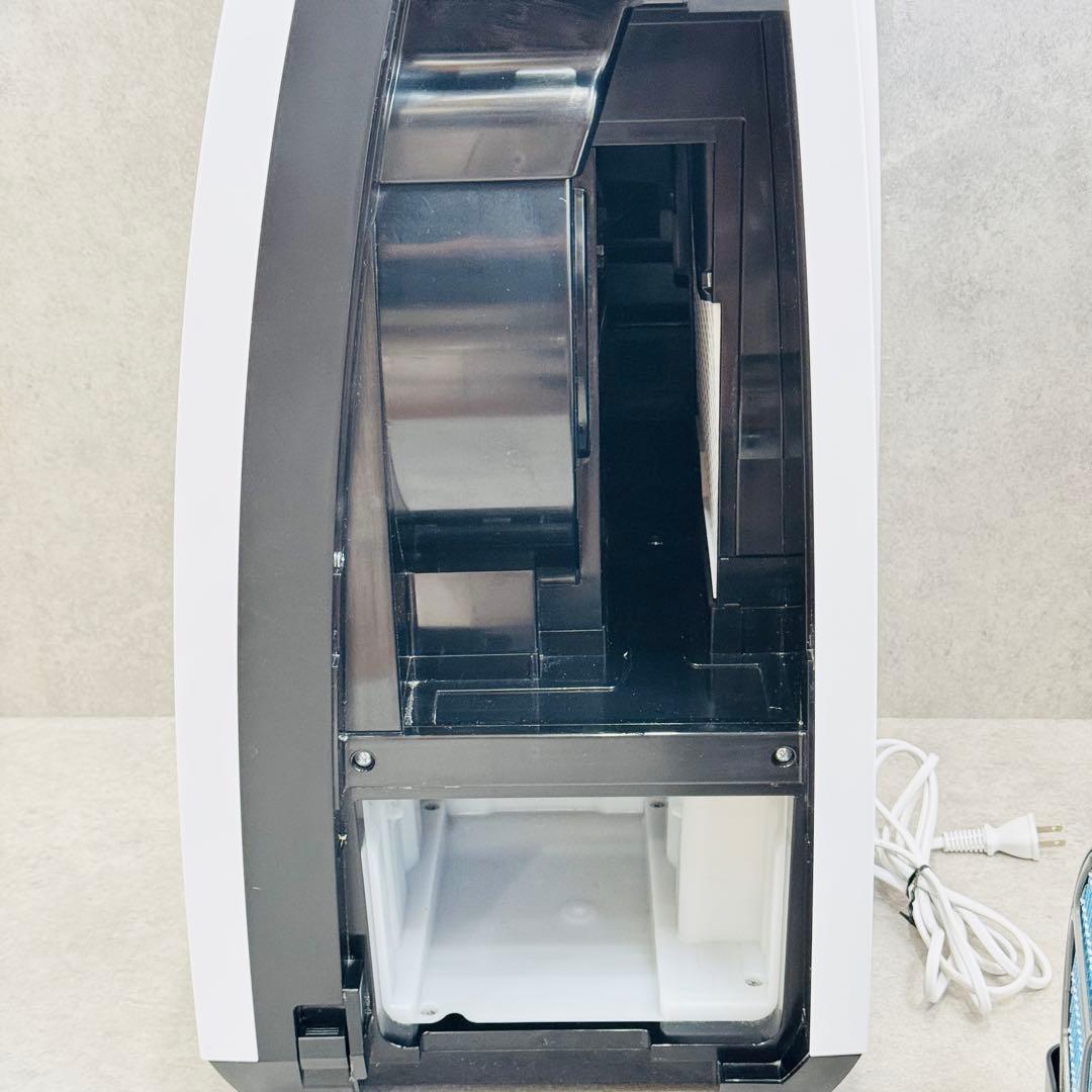 【美品】SHARP 2022年製 除加湿空気清浄機 KC-HD70-W