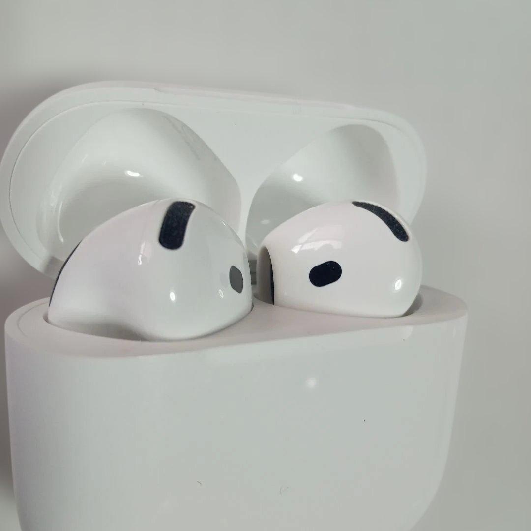 AirPods4アクティブノイズキャンセリング機能搭載