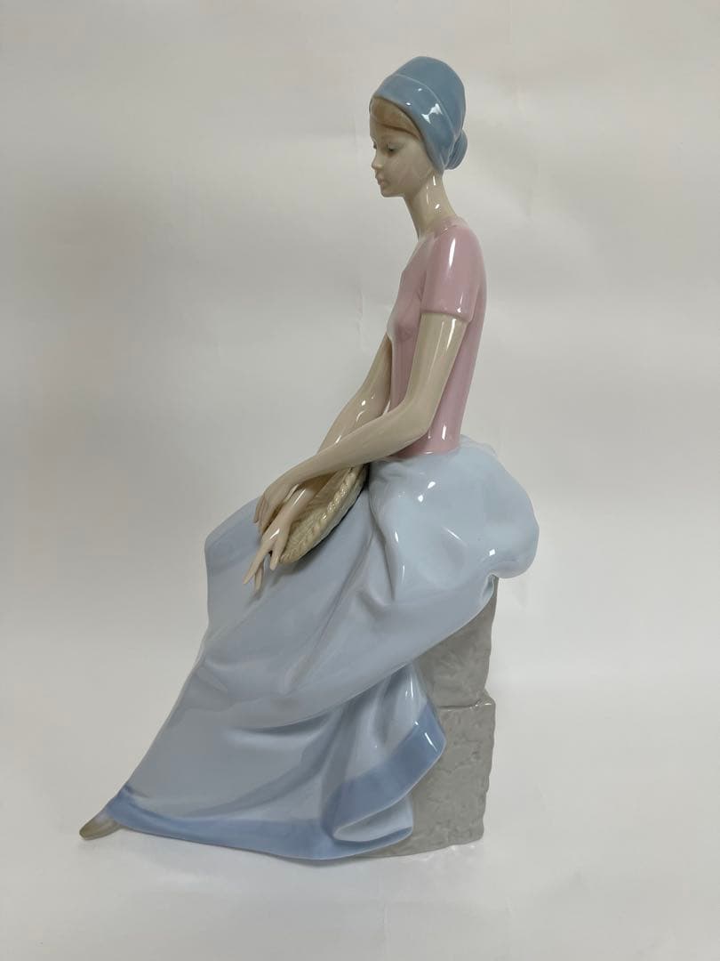 【美品】LLADRO リヤドロ Quiet Moment フィギュリン 元箱付